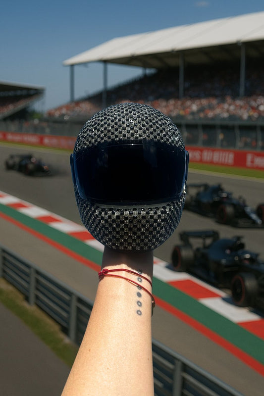 RACE FLAG MINI HELMET